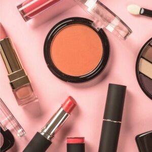 Makeup for live